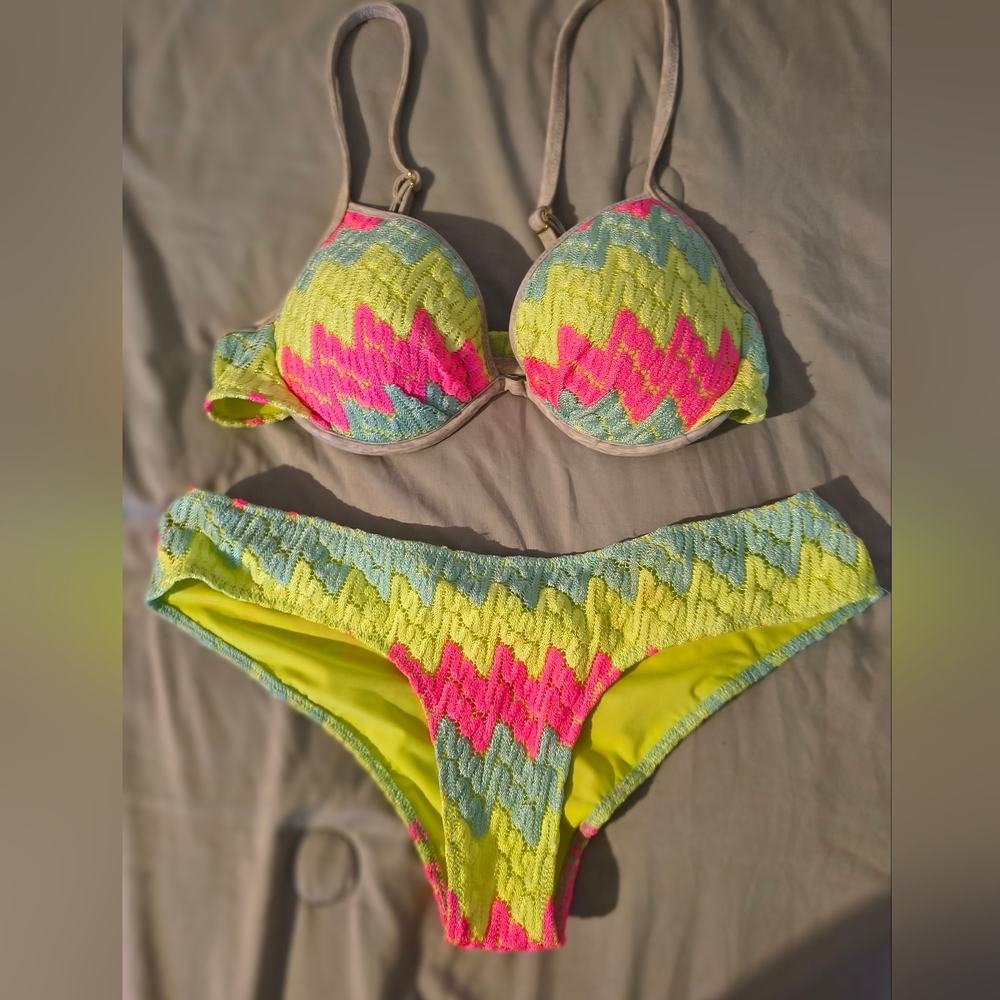 Victoria Secret Vibrant Zigzag Bikini Set